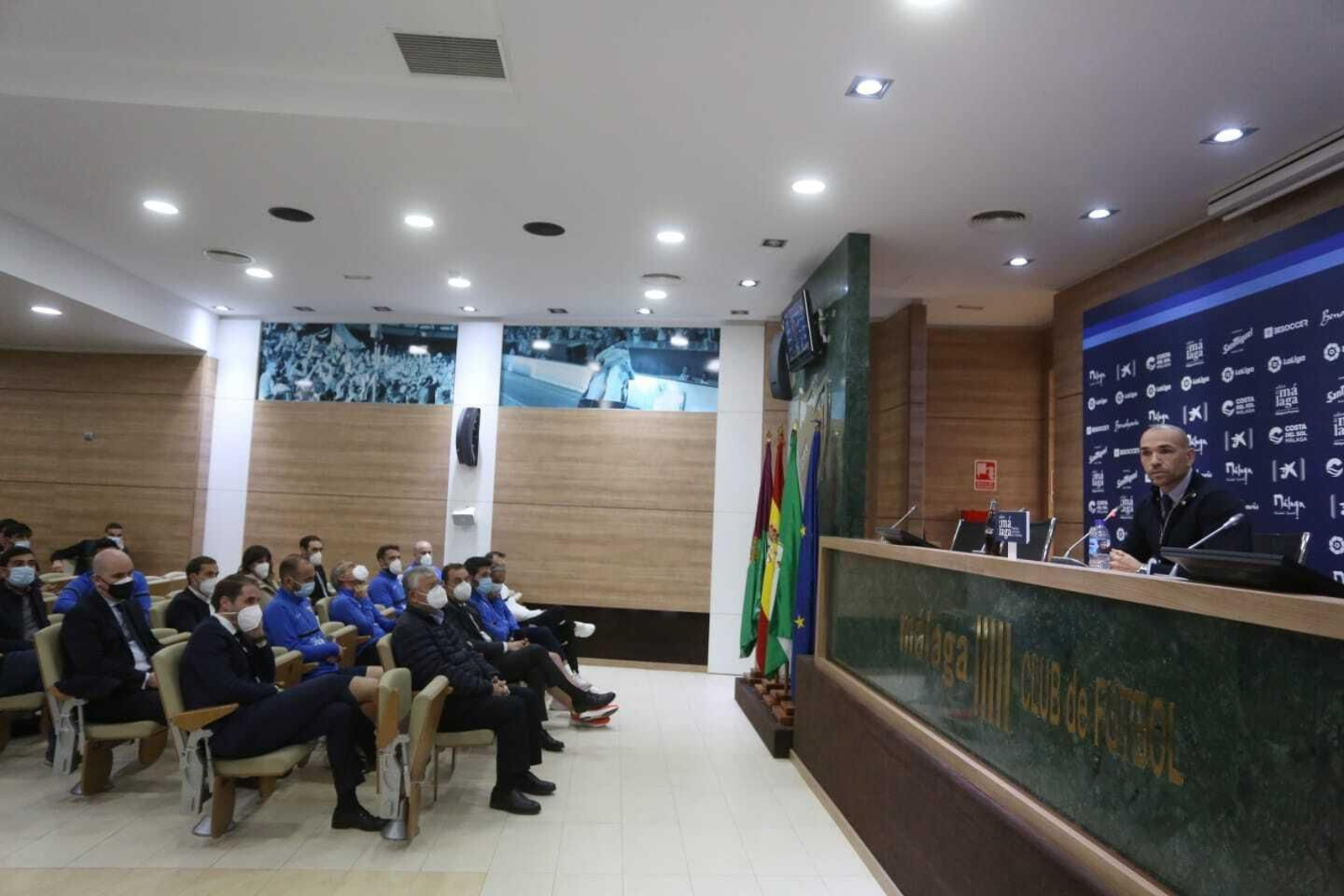 La comparecencia de Manolo Gaspar en La Rosaleda, en fotos