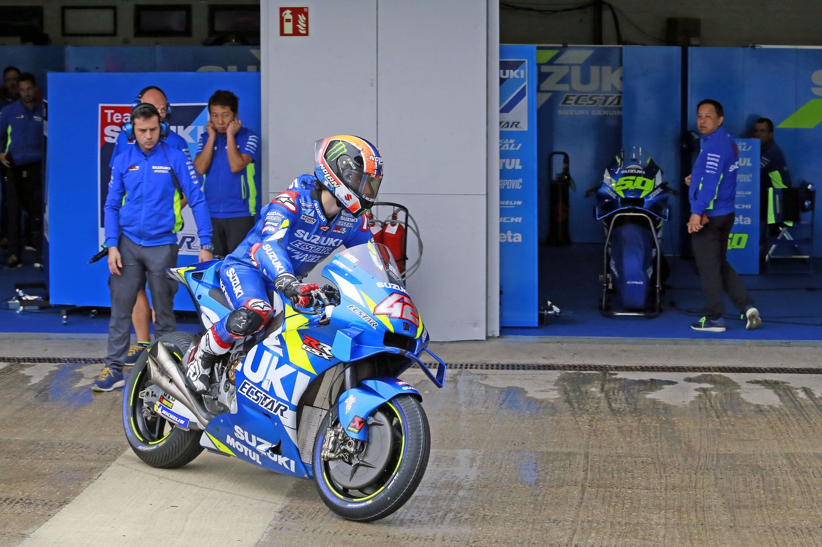 Segundo día de entrenamientos de MotoGP en Jerez