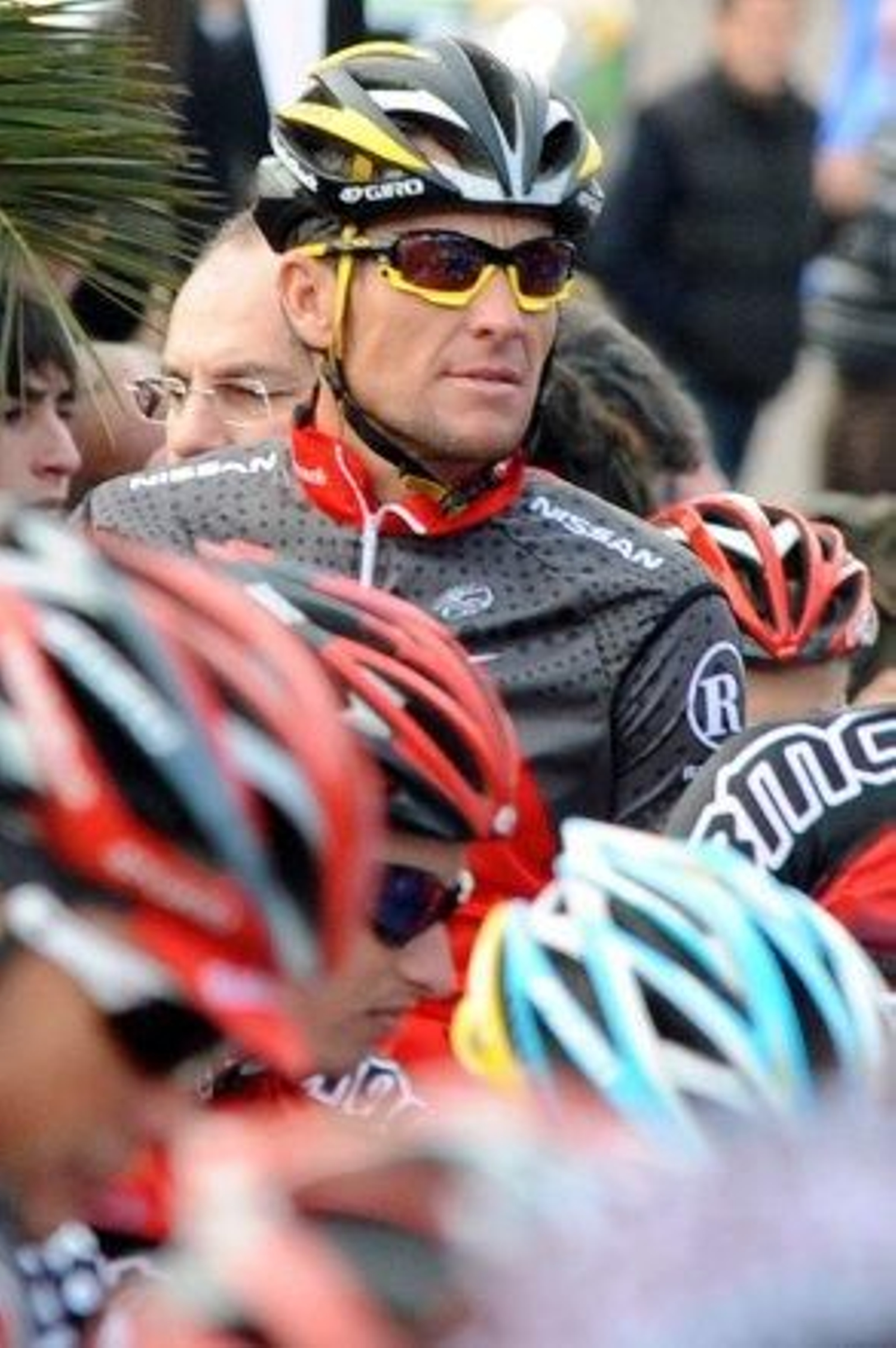 Armstrong, suspendido a perpetuidad y despojado de sus resultados desde 1998 Armstrong, suspendido a perpetuidad y despojado de sus resultados desde 1998
