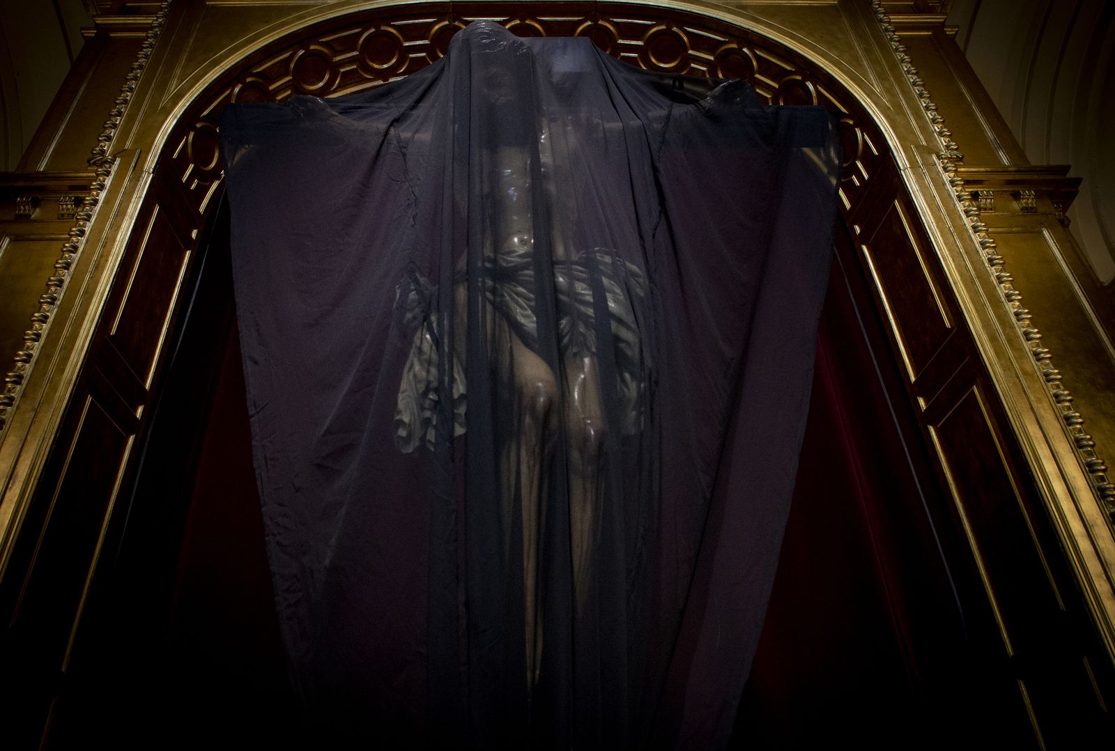 Las imágenes de El Cristo de la Buena Muerte de los Estudiantes velado