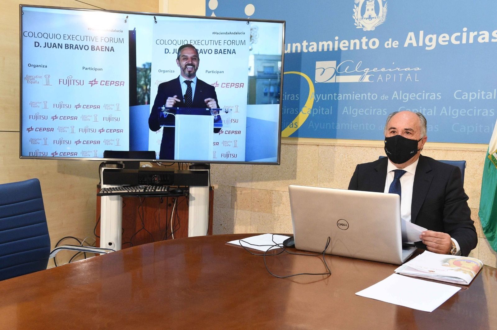 El alcalde de Algeciras, José Ignacio Landaluce, en una reunión telemática.