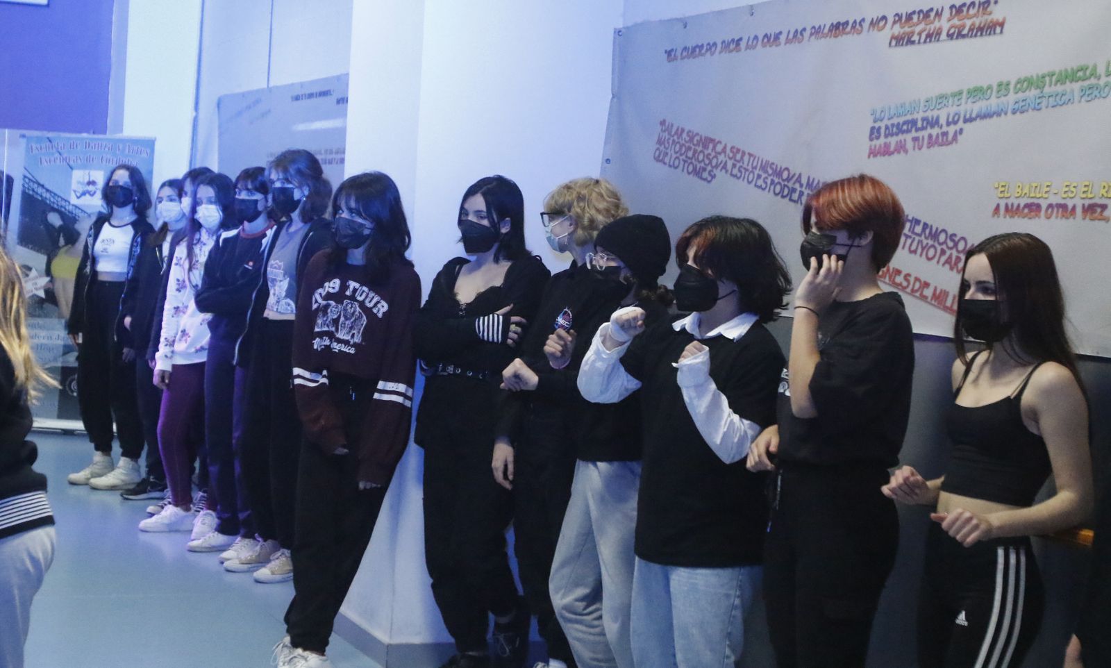 Las fotografías de una clase de K-pop en Córdoba, el baile coreano de moda