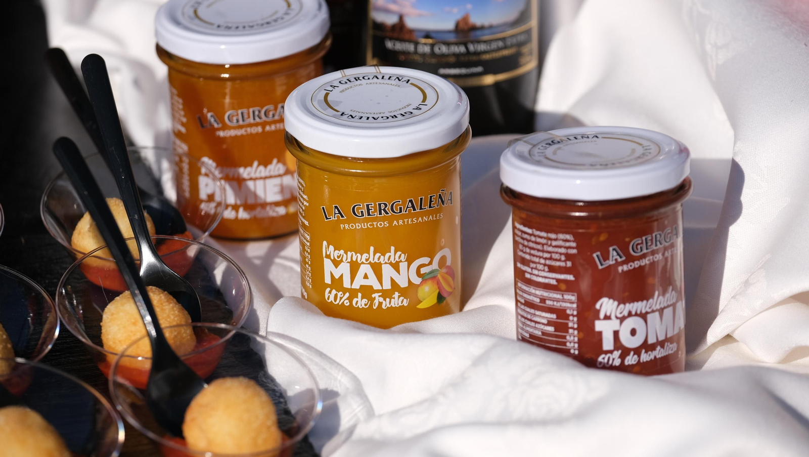 Fotogalería presentación de la chef Yolanda García como nuevo miembro del Grupo Caparrós