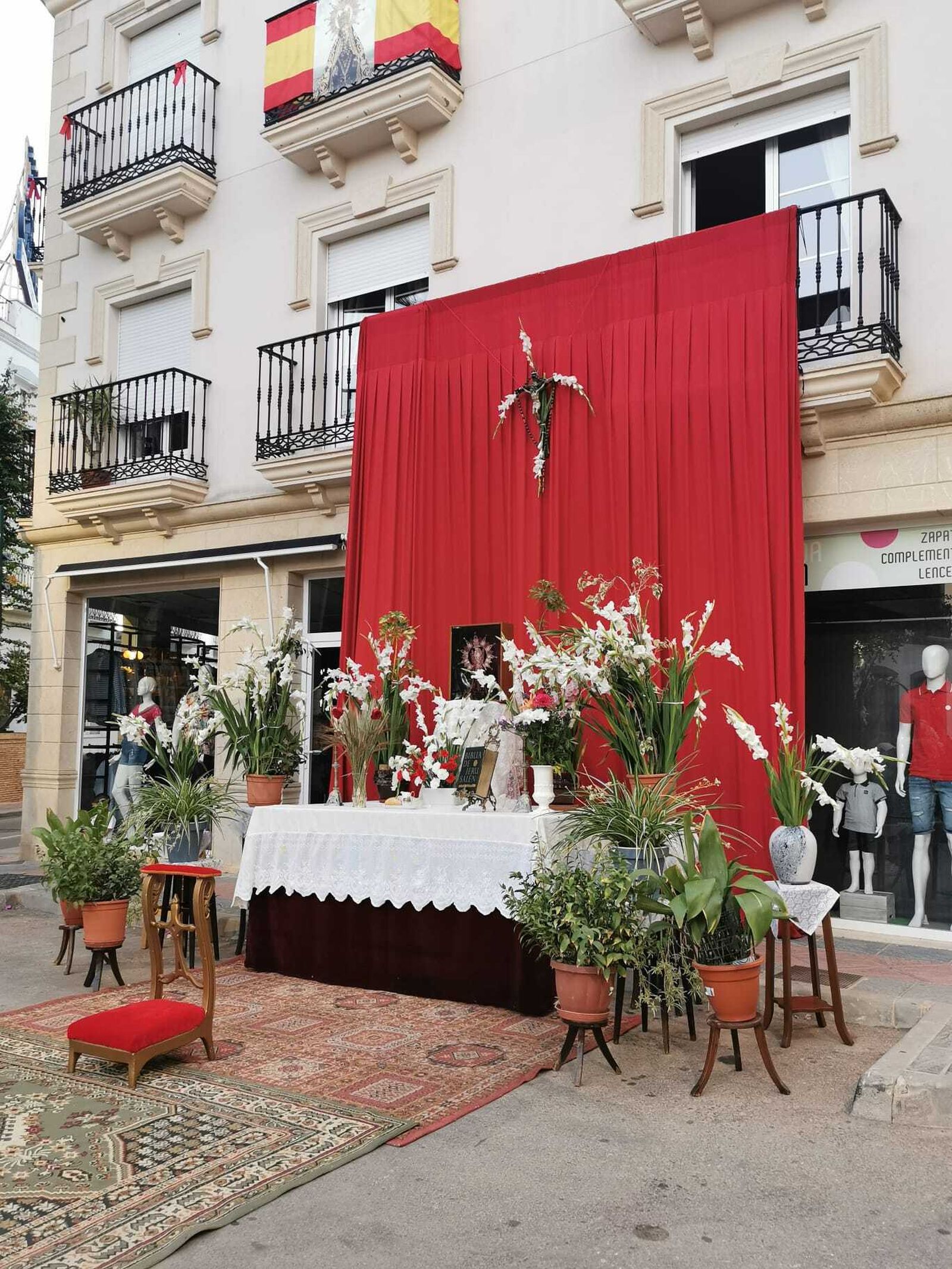 La procesión del Corpus Christi de Vera, en imágenes