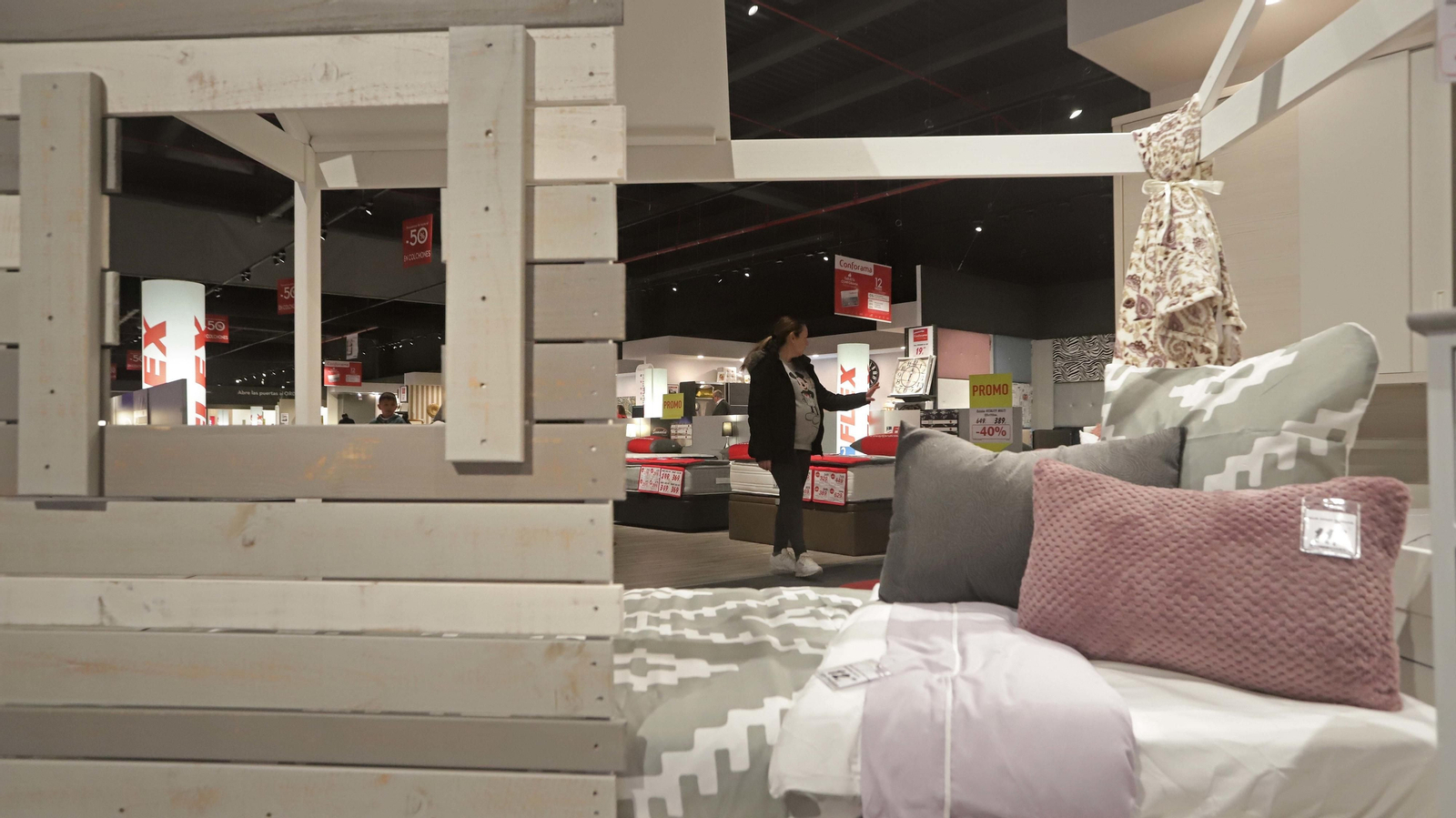 Conforama abre en Los Barrios