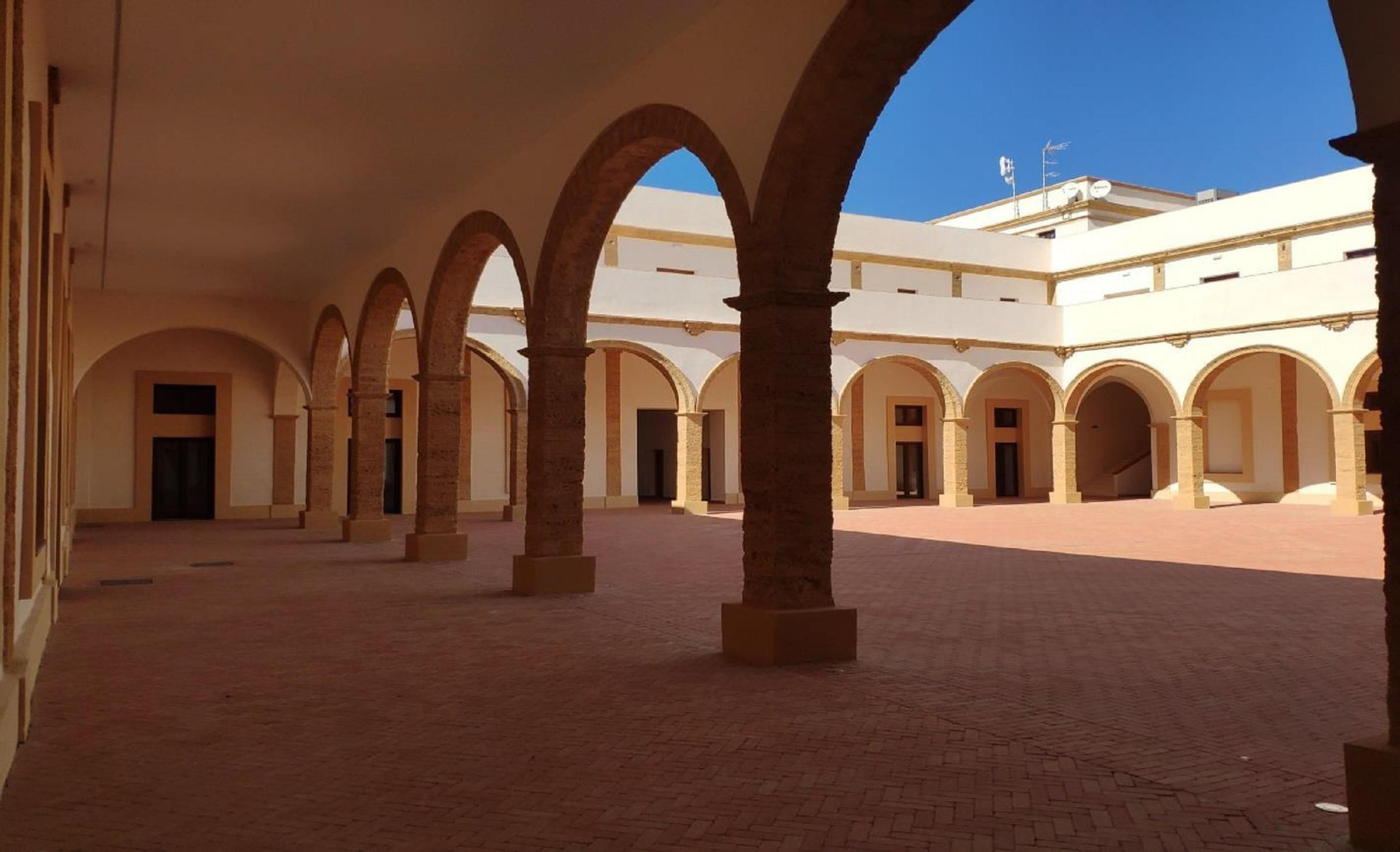 Alojamientos habilitados en La Carraca, en San Fernando