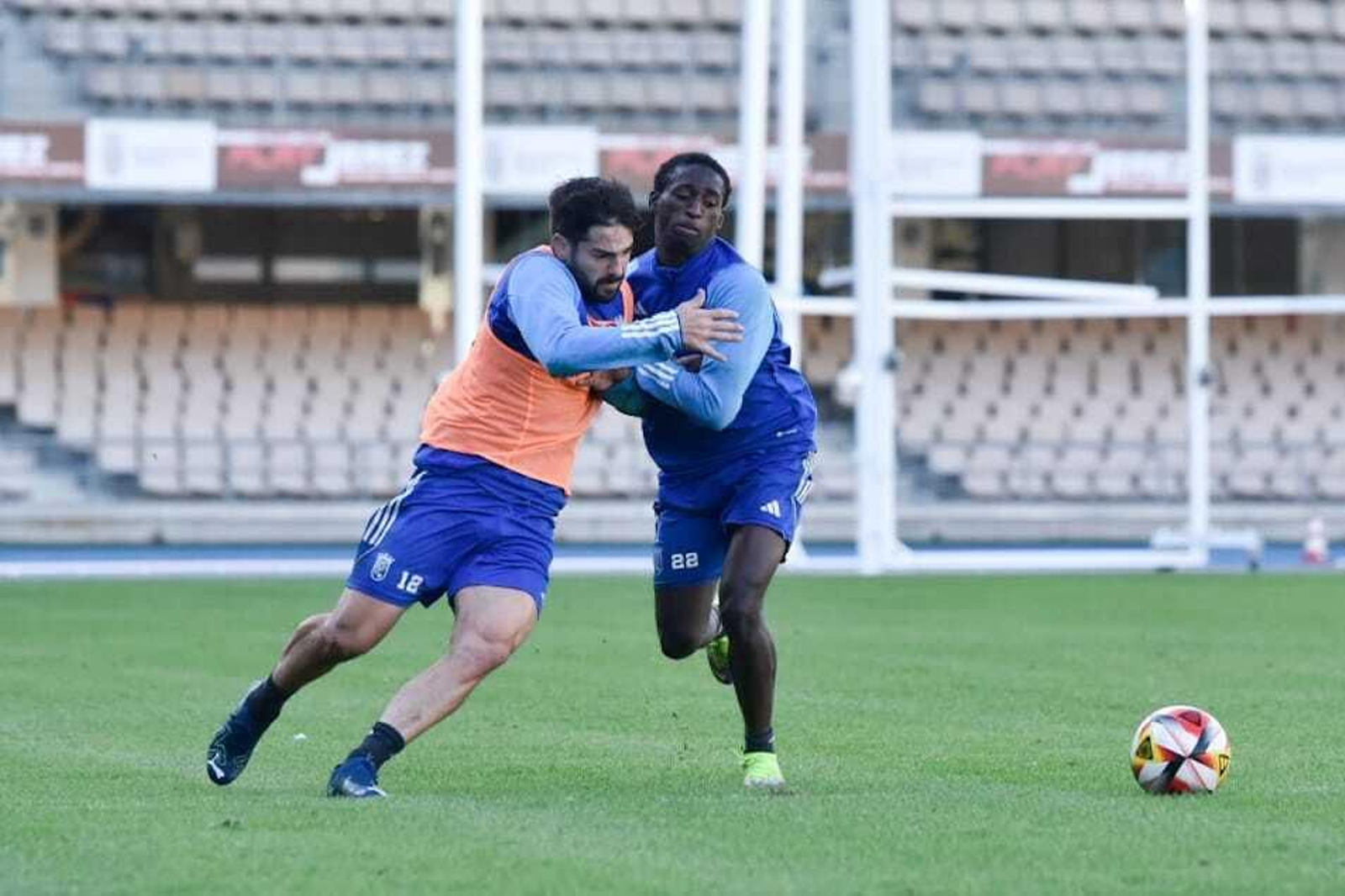 Ensayo general del Xerez CD en Chapín antes de recibir al Ciudad de Lucena