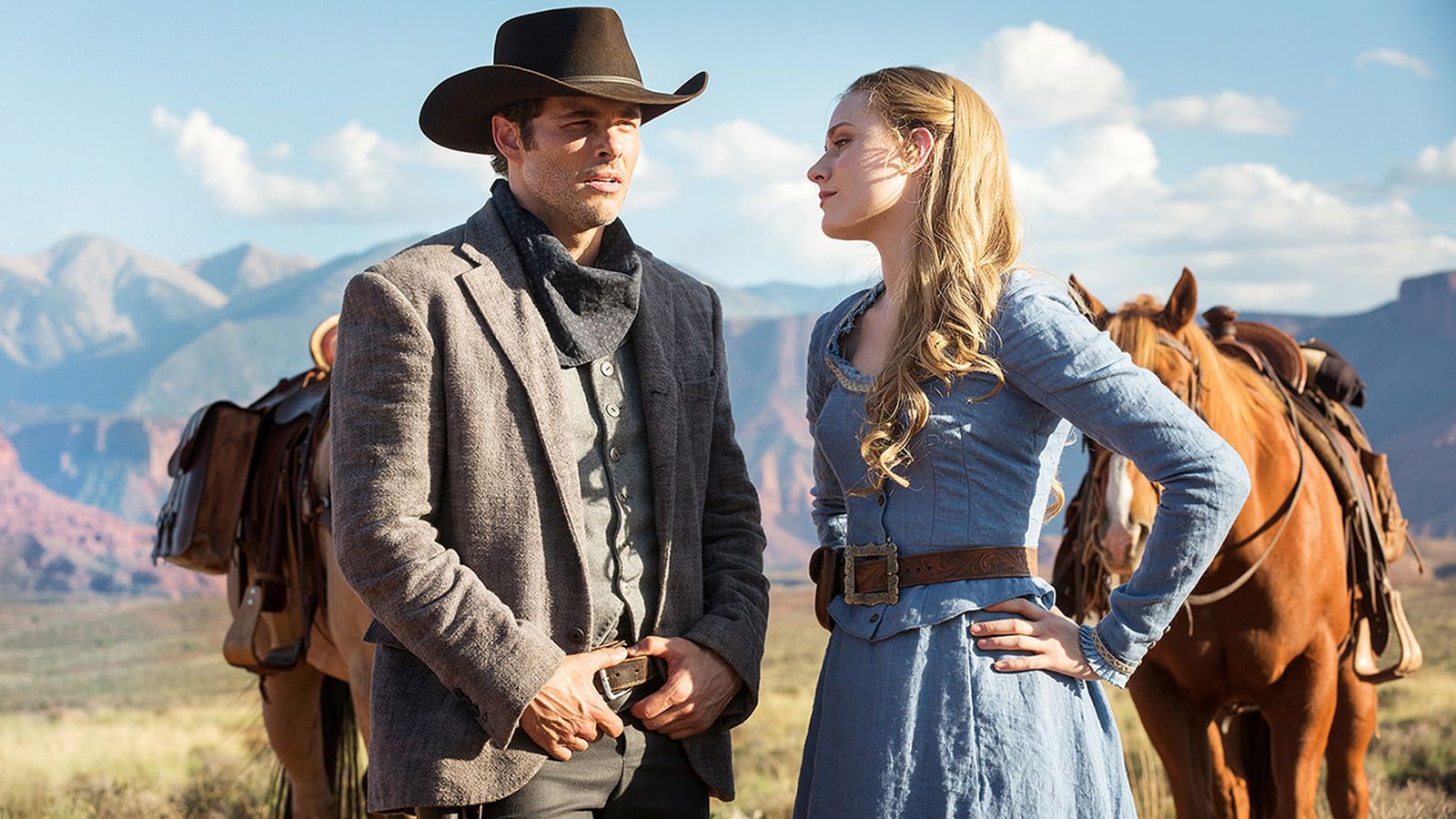 Dos personajes de 'Westworld'.