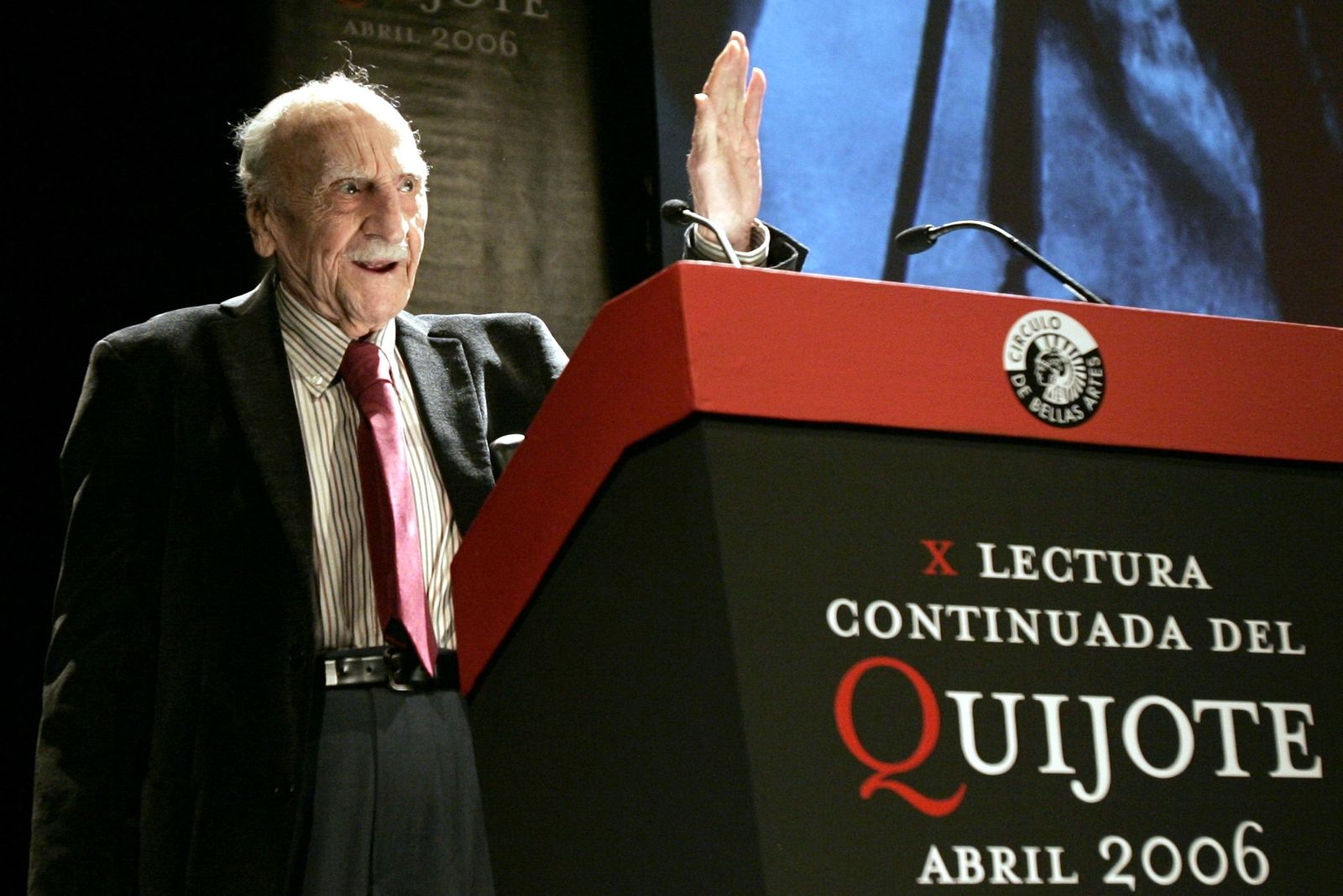 Juan Paredes pretende rendir un homenaje a Francisco Ayala