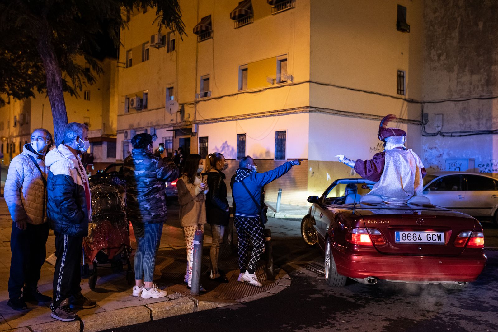 Imágenes de los Reyes Magos a su paso por Fererico Molina, Pérez Cubillas y Antonio Machado