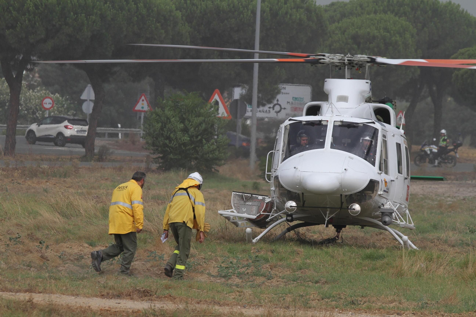Las imágenes del incendio en Moguer y Mazagón