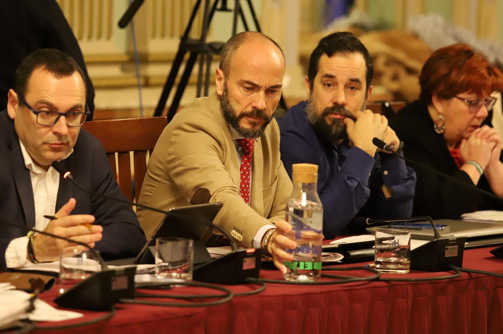 Imágenes del pleno celebrado en el Ayuntamiento de Huelva