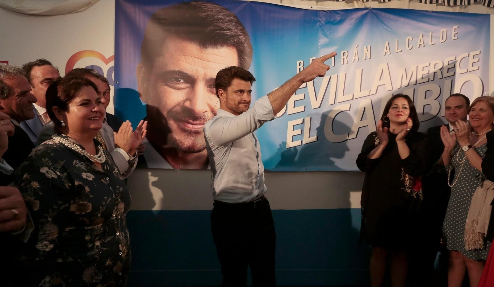 Beltrán Pérez, en el inicio de la campaña del PP.