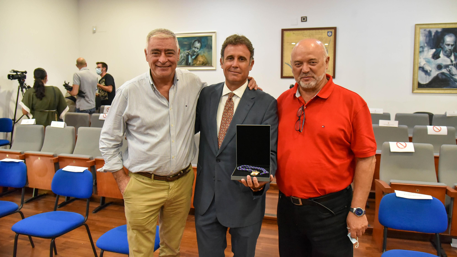 Las fotos de la entrega de la medalla de la Mancomunidad