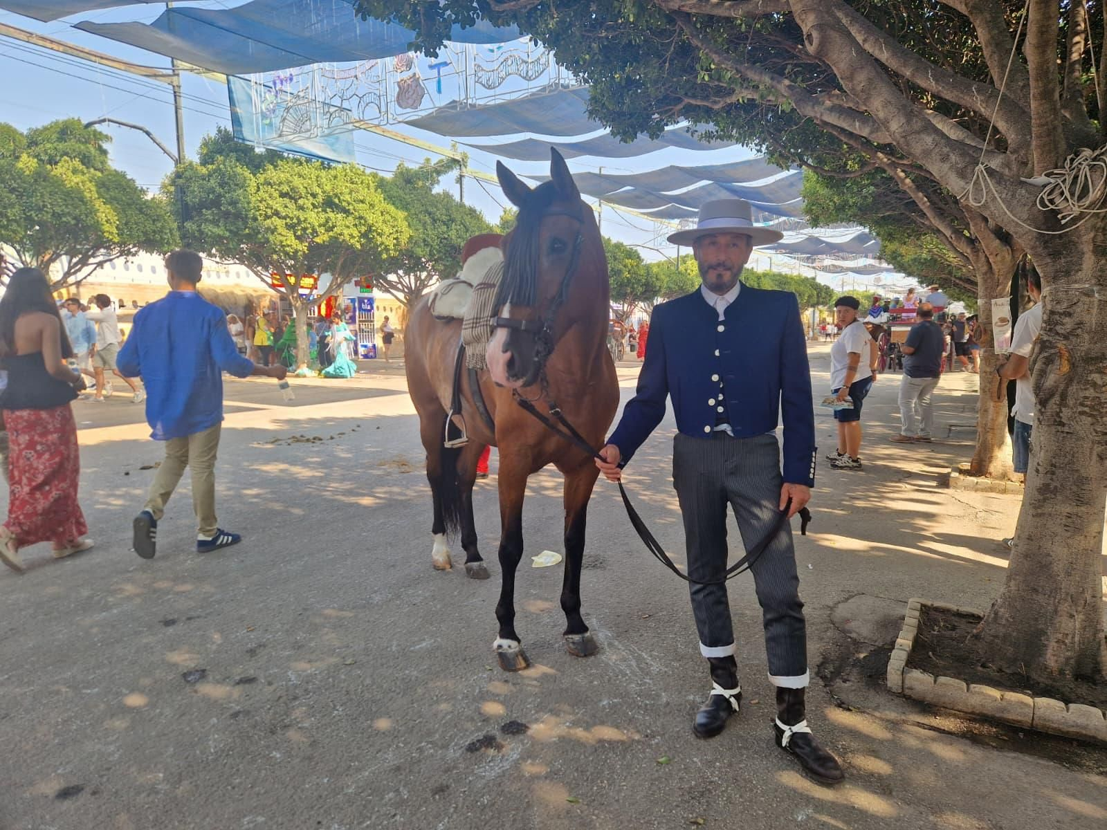 Los trajes tradicionales de la Feria de Málaga, en fotos