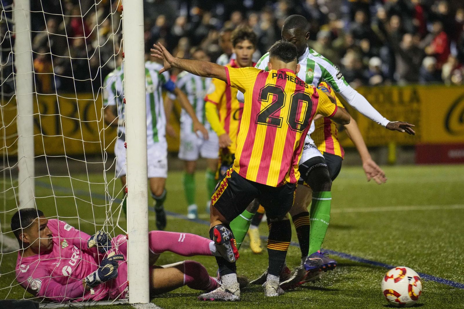 Las fotos del Sant Andreu - Betis de Copa del Rey