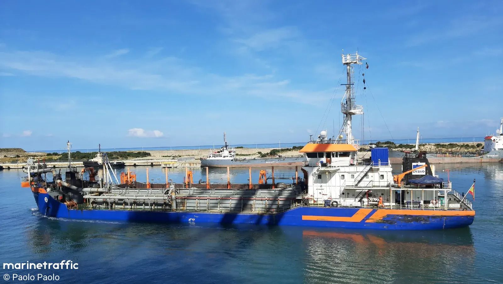 La draga Costa Atlántica