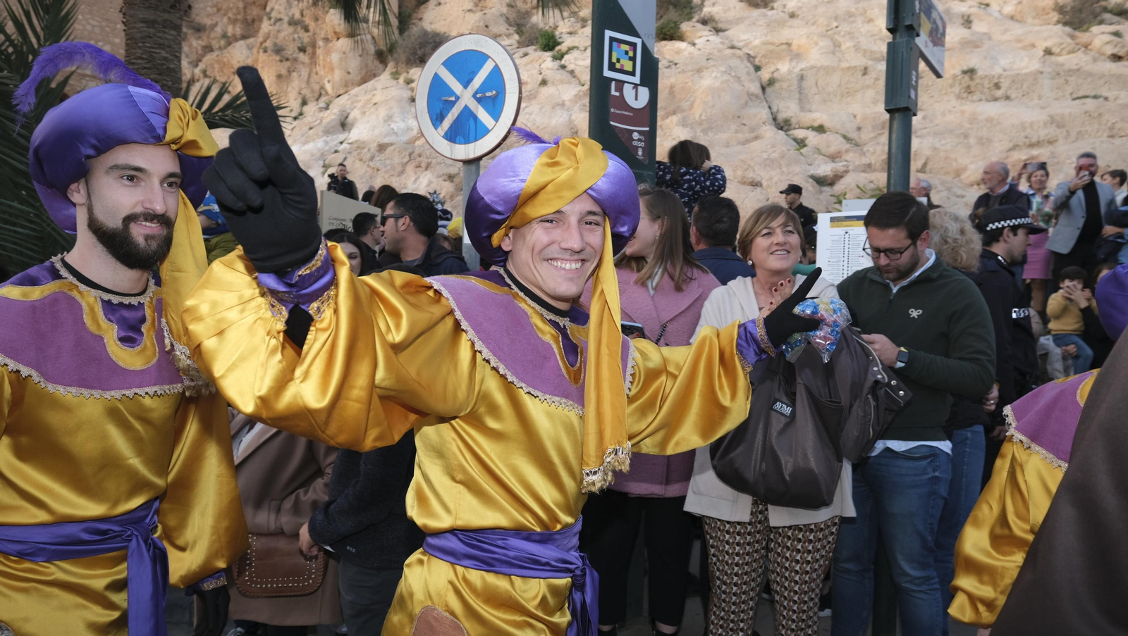 Imágenes de la Cabalgata de los Reyes Magos en Almería