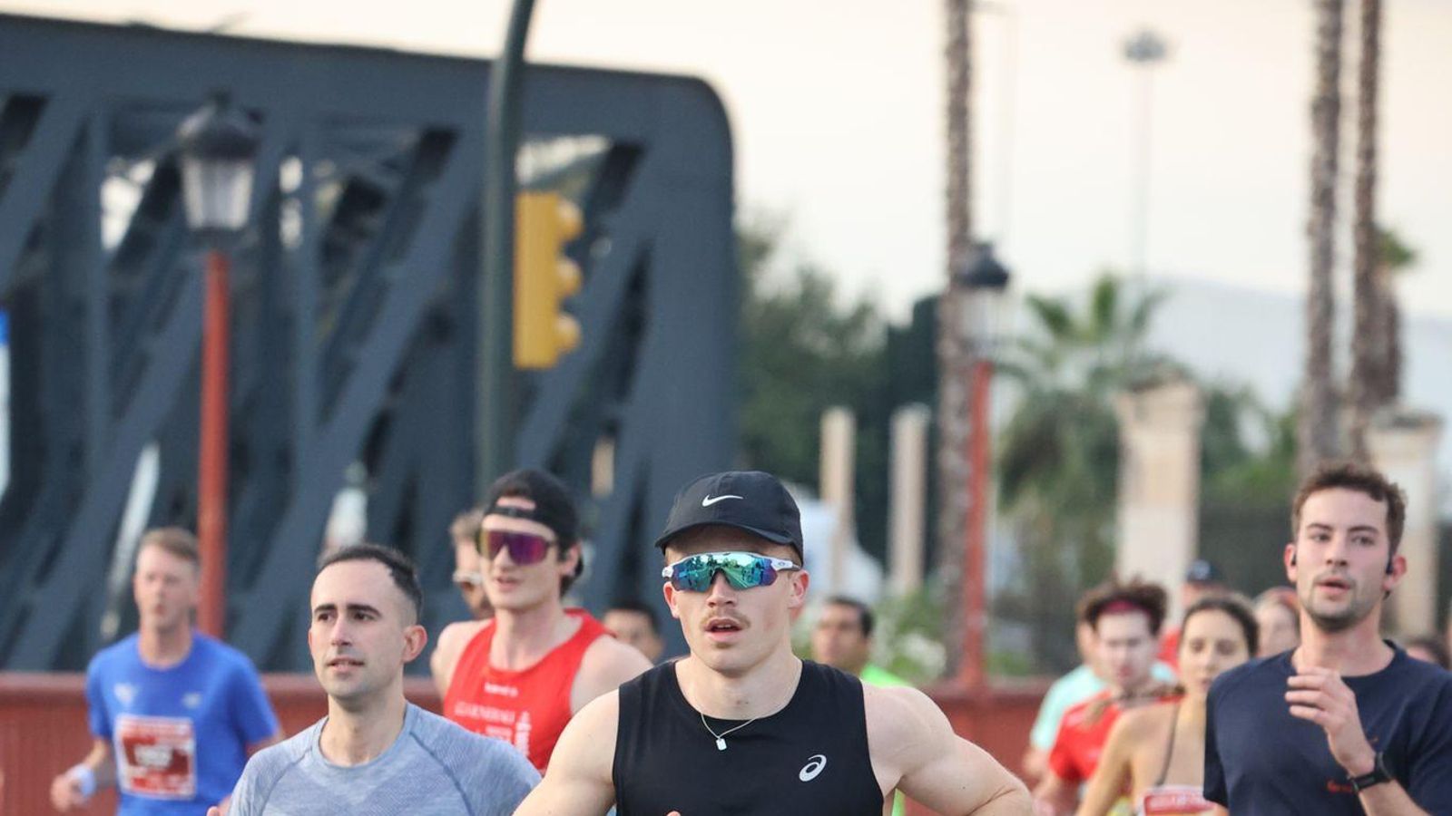 Las mejores fotos de la Maratón de Málaga 2024