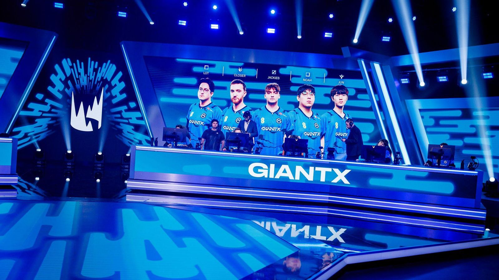 Equipo de GIANTX Equipo de GIANTX