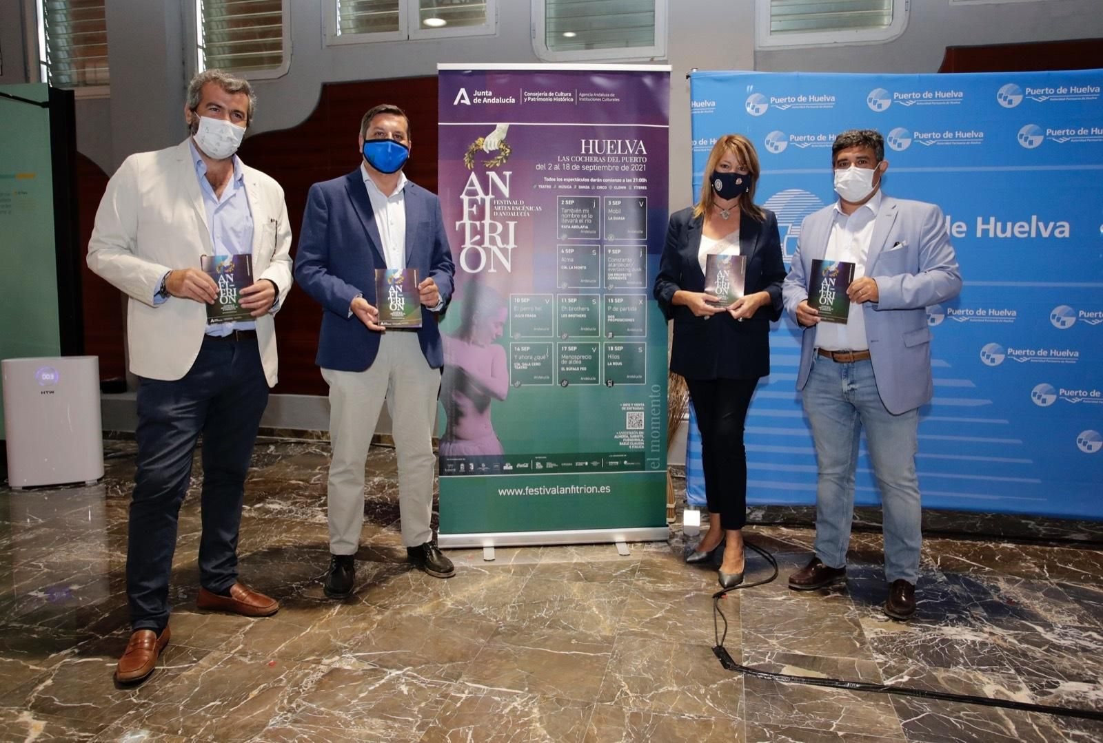 Presentacion del Programa Anfitrion en Las Cocheras del Puerto de Huelva