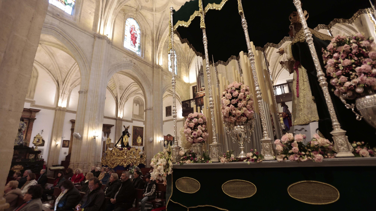 Las fotos de la misa del Domingo de Resurrección en Tarifa