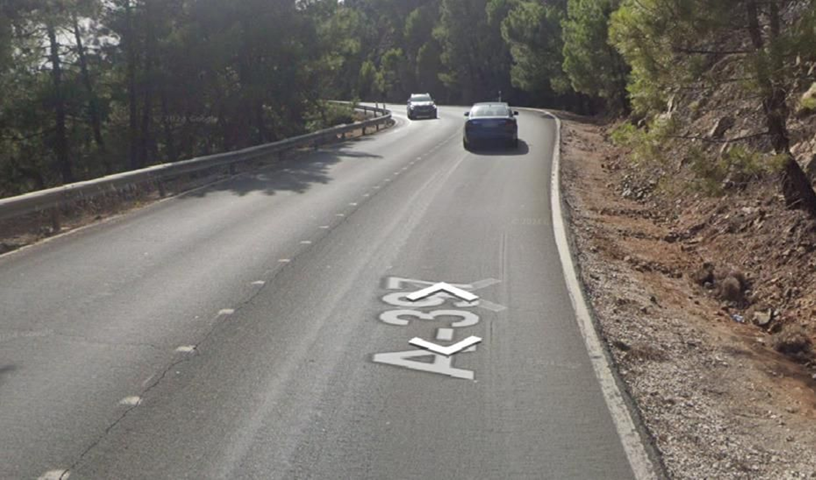 Carretera A-397 en Igualeja.