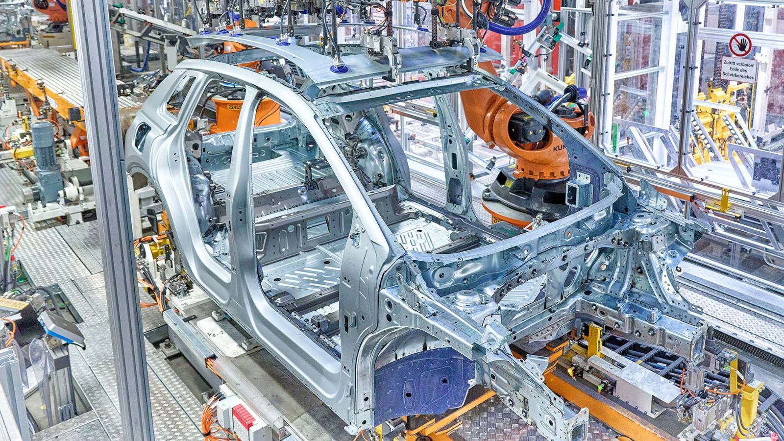 No son pocos los fabricantes que ya se han puesto como meta dejar de producir coches con motores de combustión en los próximos años, entre ellos Audi, que ha puesto en 2026 su fecha límite.