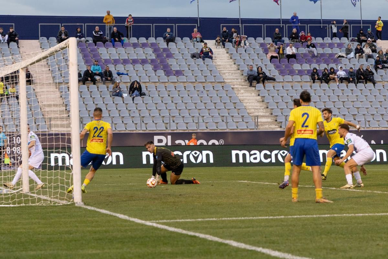 Real Jaén CF contra CD Huértor Tájar, en imágenes