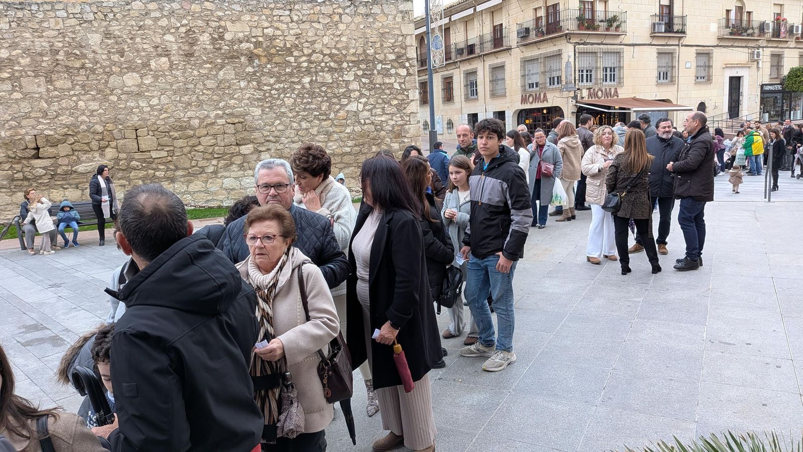 Degustación del roscón de reyes gigante en Lucena