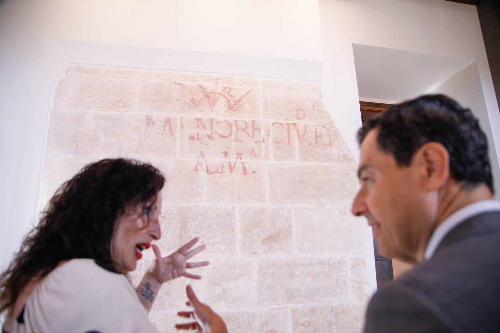 Imágemes de la casa consistorial de Almería