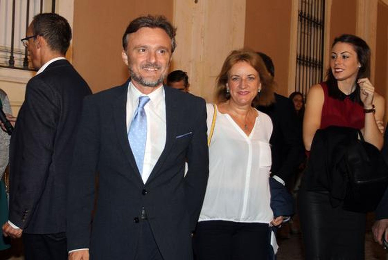 El consejero de Medio Ambiente y Ordenación del Territorio, José Fiscal, y la responsable de Comunicación del PSOE de Huelva, Felicidad Mendoza.

Foto: Alberto Dominguez / Josue Correa / Canterla