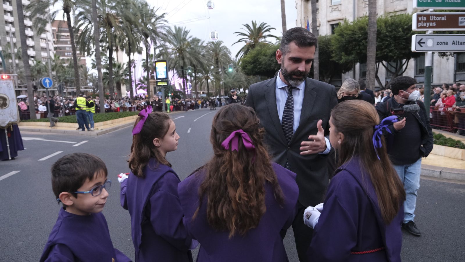Procesión del Encuentro en Almería, en imágenes.