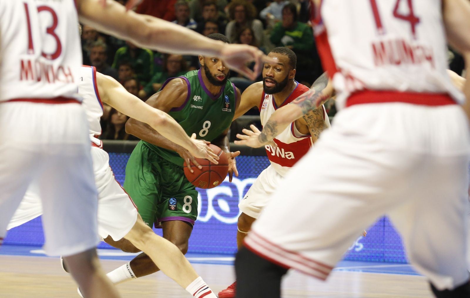 Imágenes del Unicaja-Bayern de Múnich