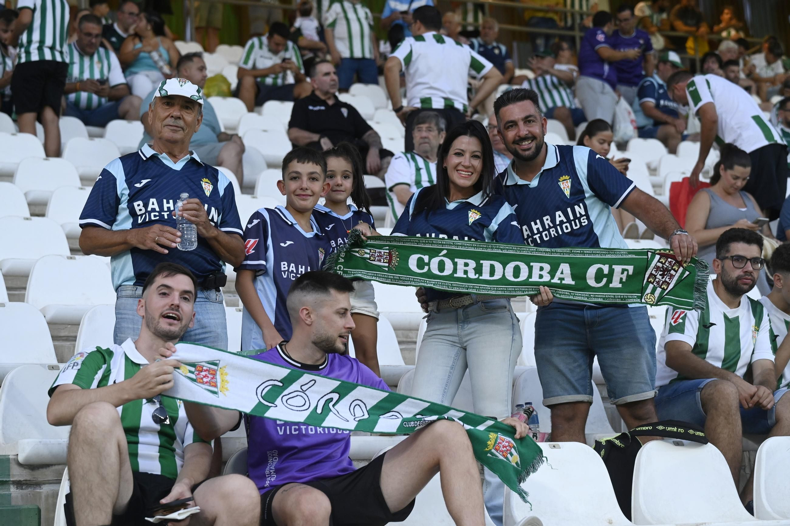 Las mejores fotos del ambiente en El Arcángel para el Córdoba CF - Las Palmas