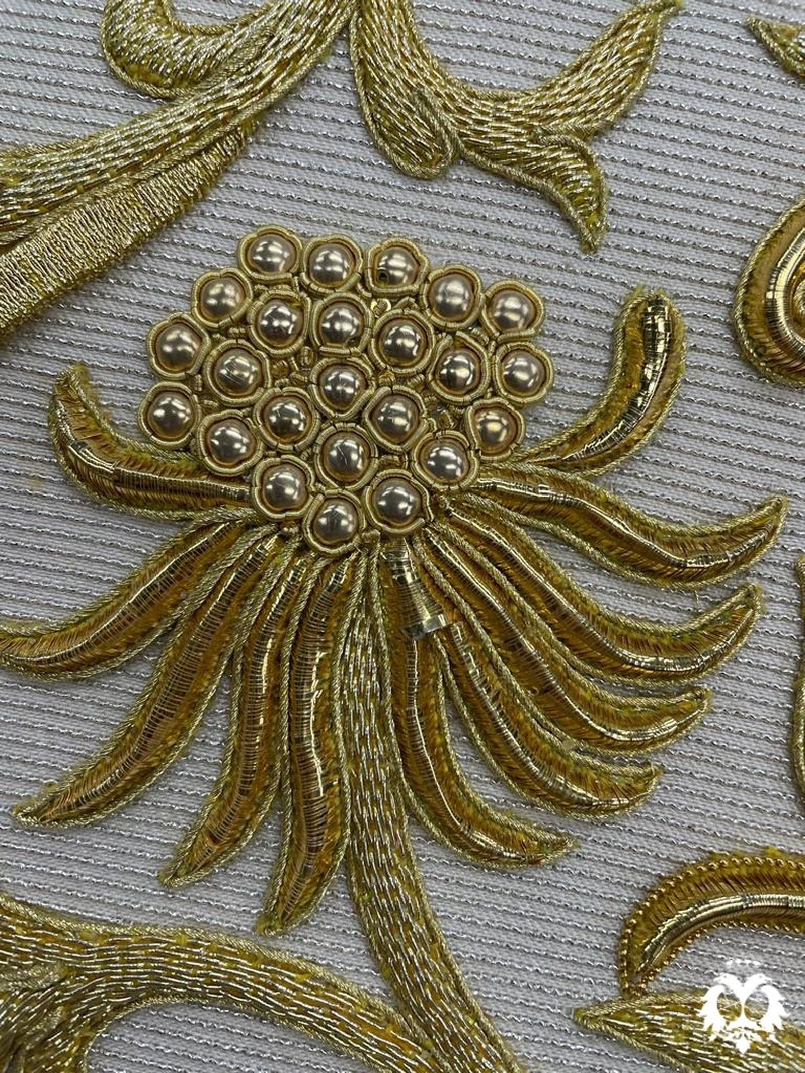 Detalle de la futura saya