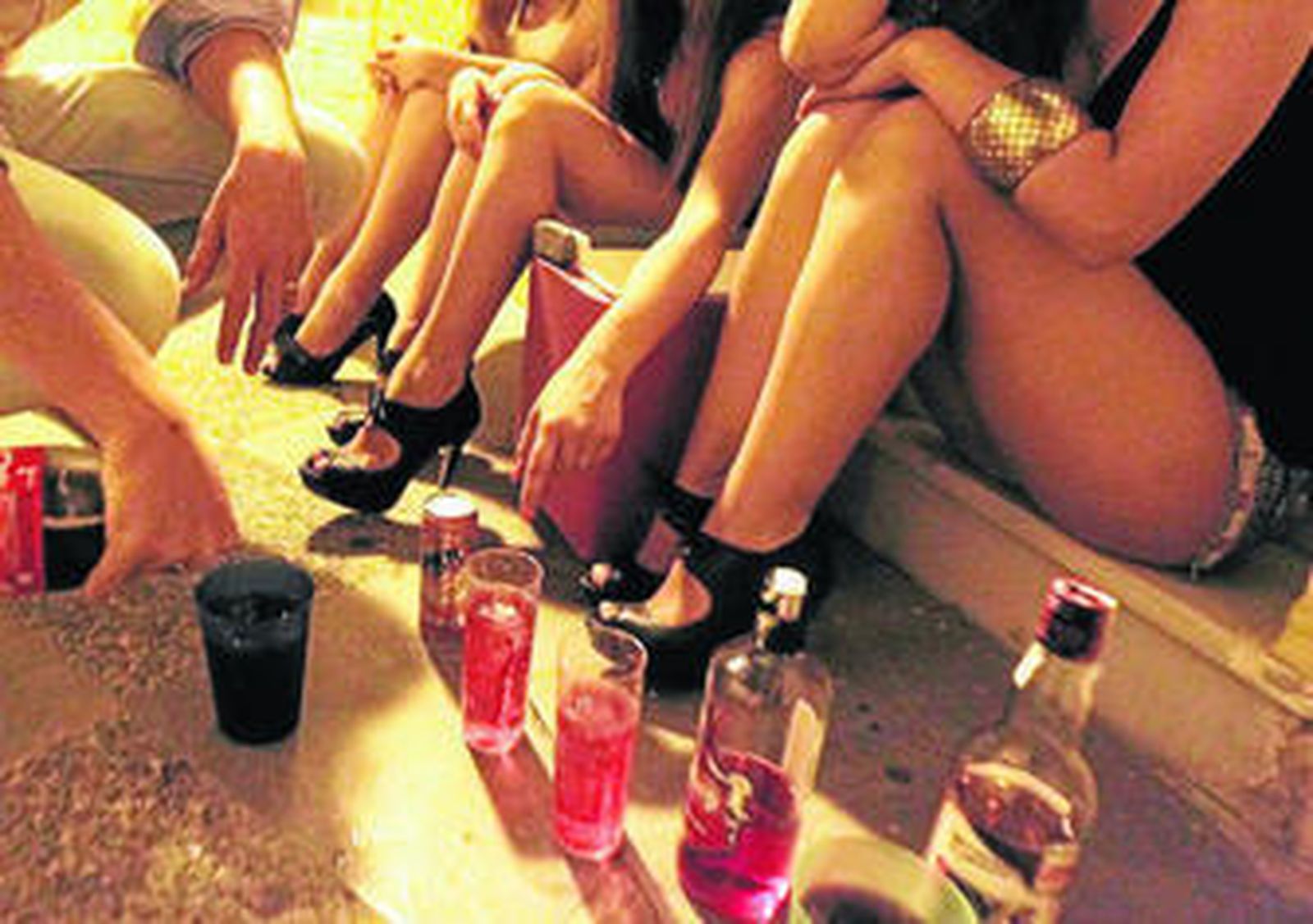 El inicio en el consumo de alcohol es cada vez a edades más tempranas.