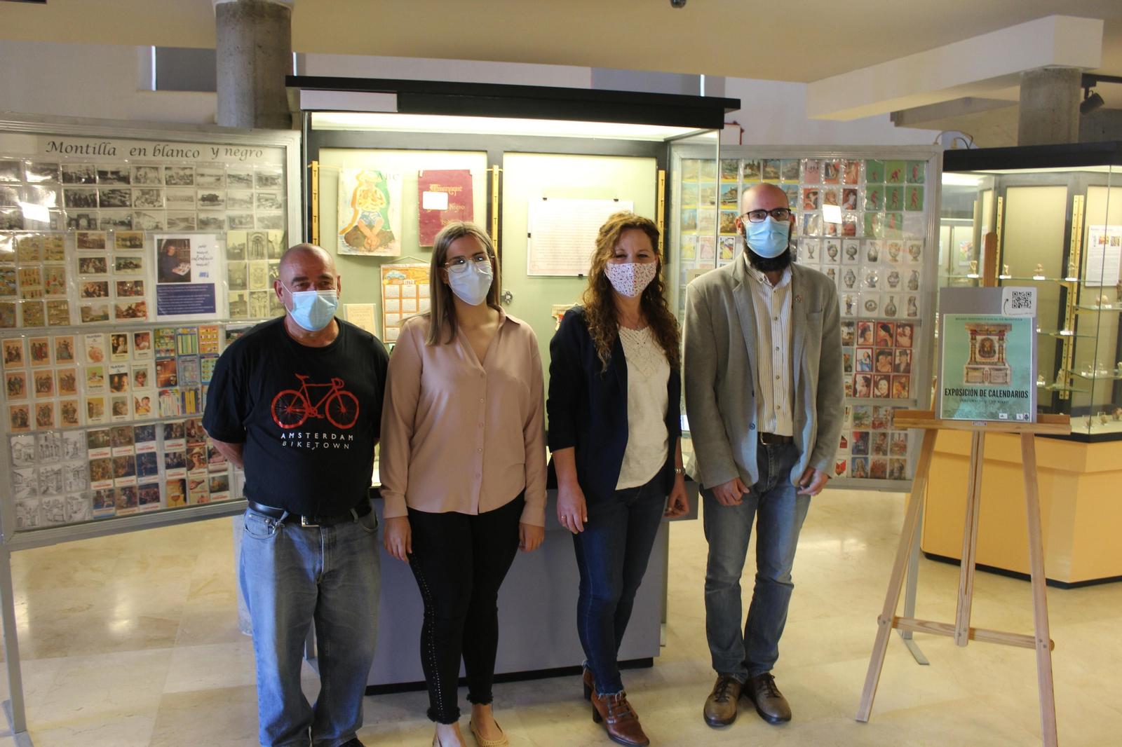 Inauguración de la exposición de calendarios en el Museo de Montilla.