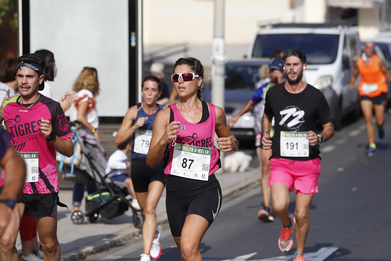 Las imágenes de la vuelta a Huelva de atletismo