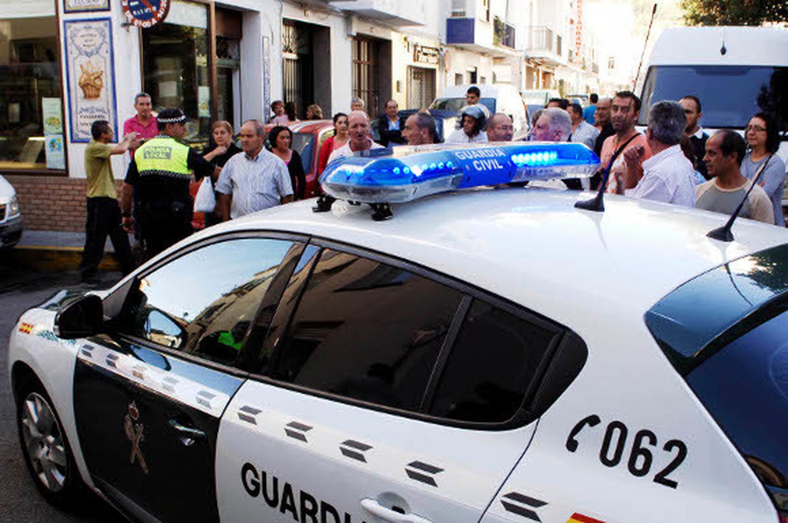 El juez envía a prisión al presunto parricida de Ubrique