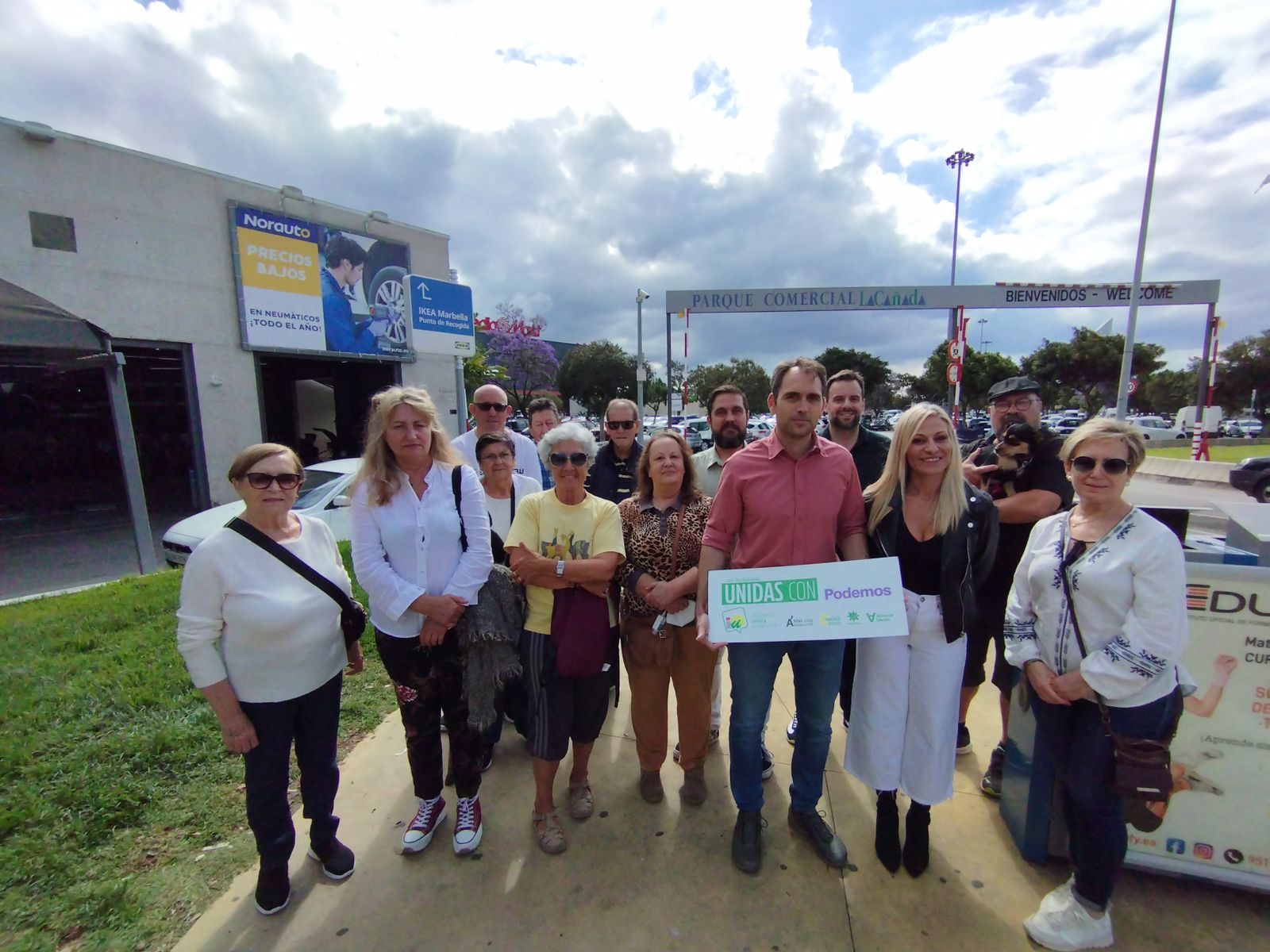 Unidas con Podemos presenta su propuesta en el ámbito comercial.
