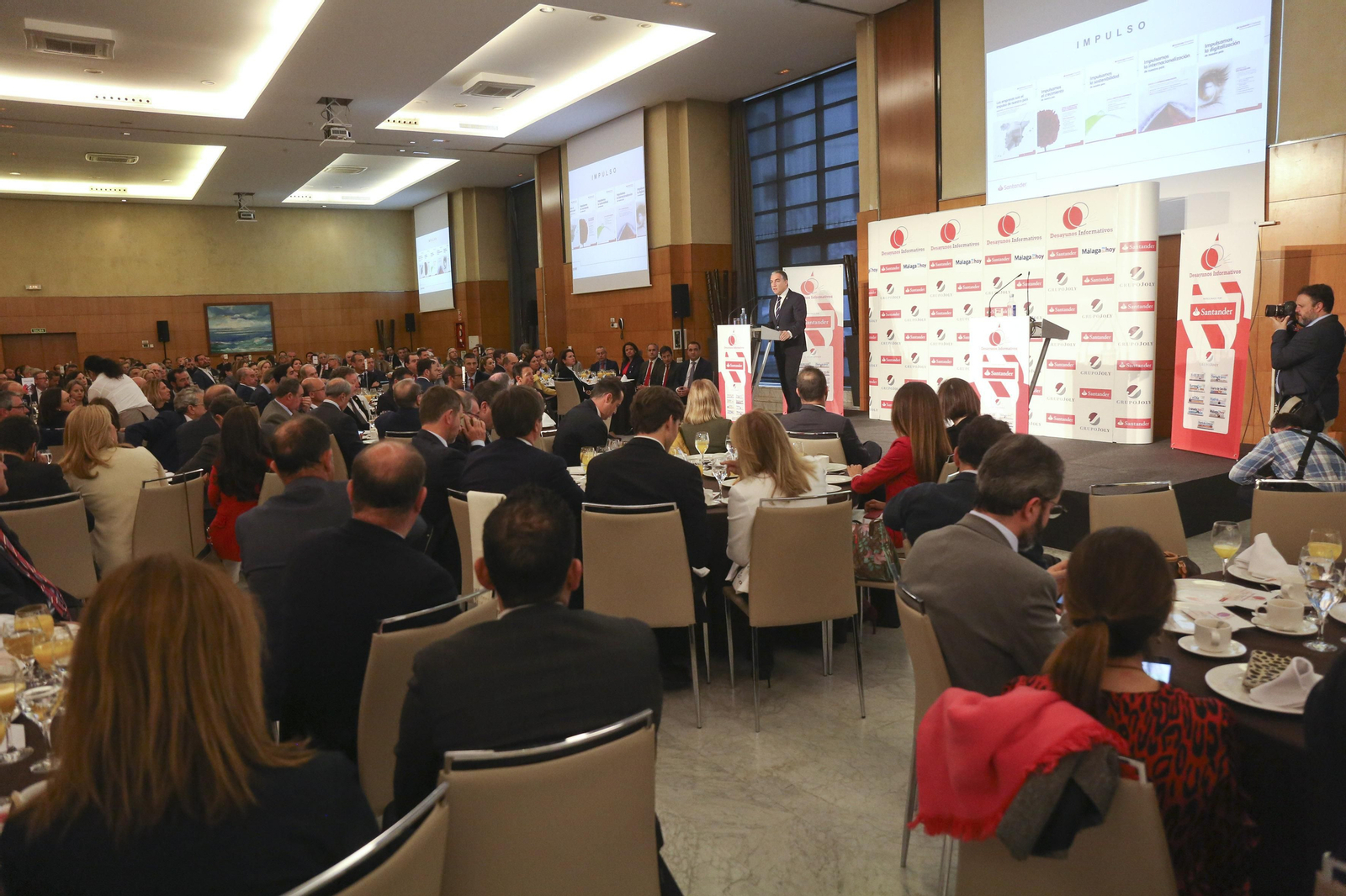 Foro Joly con Elías Bendodo