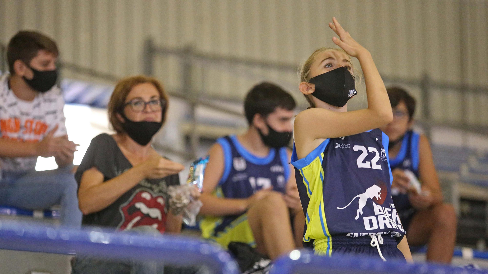 Las mejores fotos del UDEA - ULB de la Copa Diputación