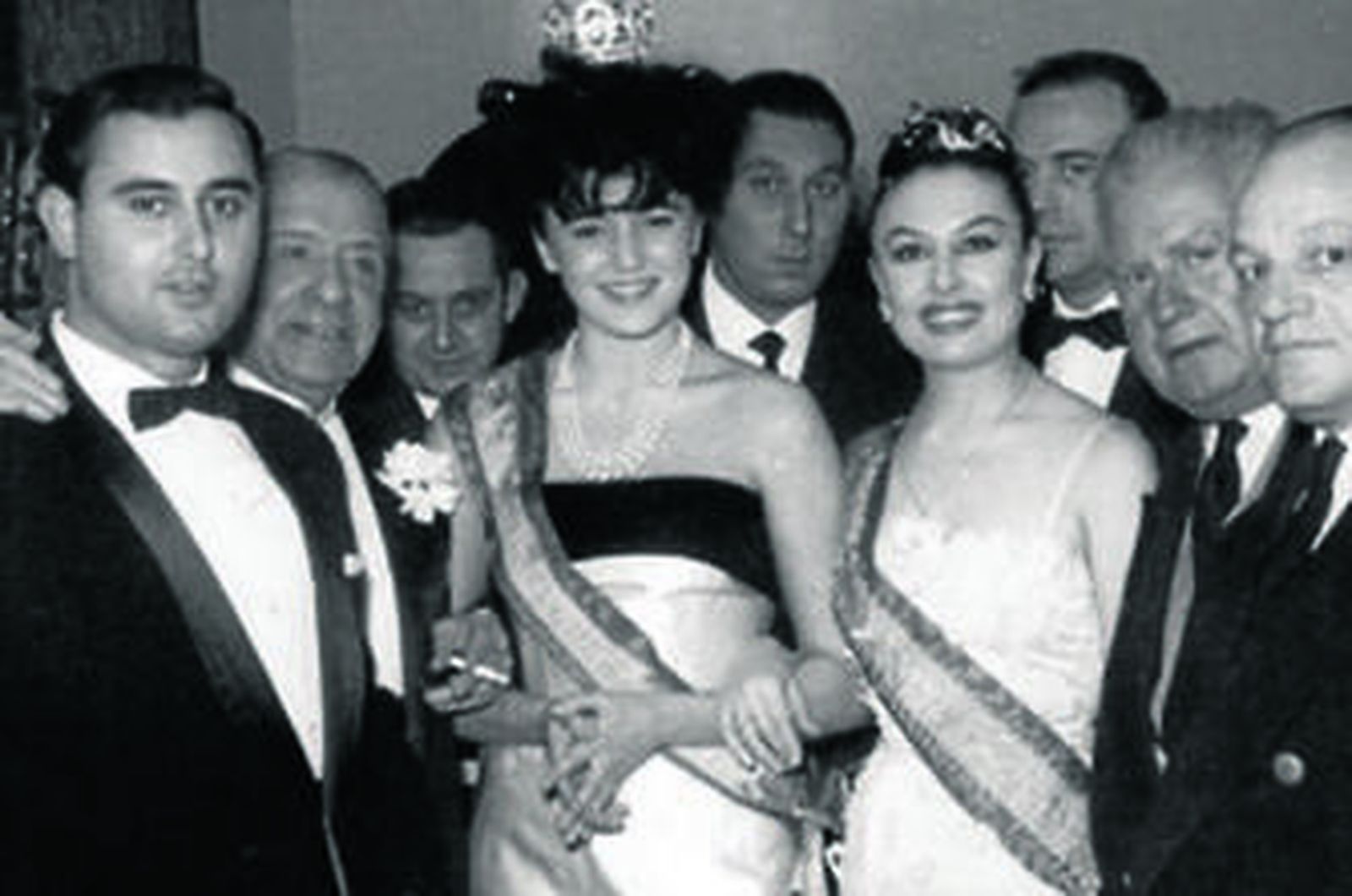 Coronación de la reina de las Fiestas, Carmen Cervera