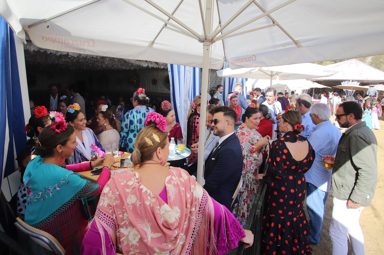 Feria del Caballo 2023: Imágenes del ambiente en la tarde del sábado