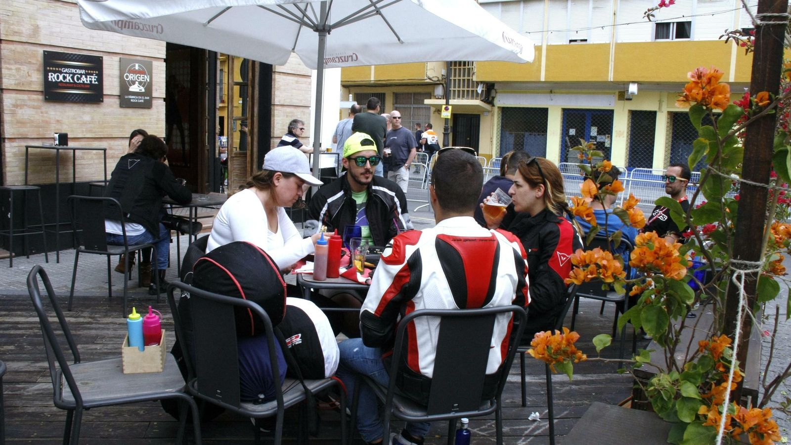Los hosteleros aseguran que las ventas de estos días han salvado la temporada.