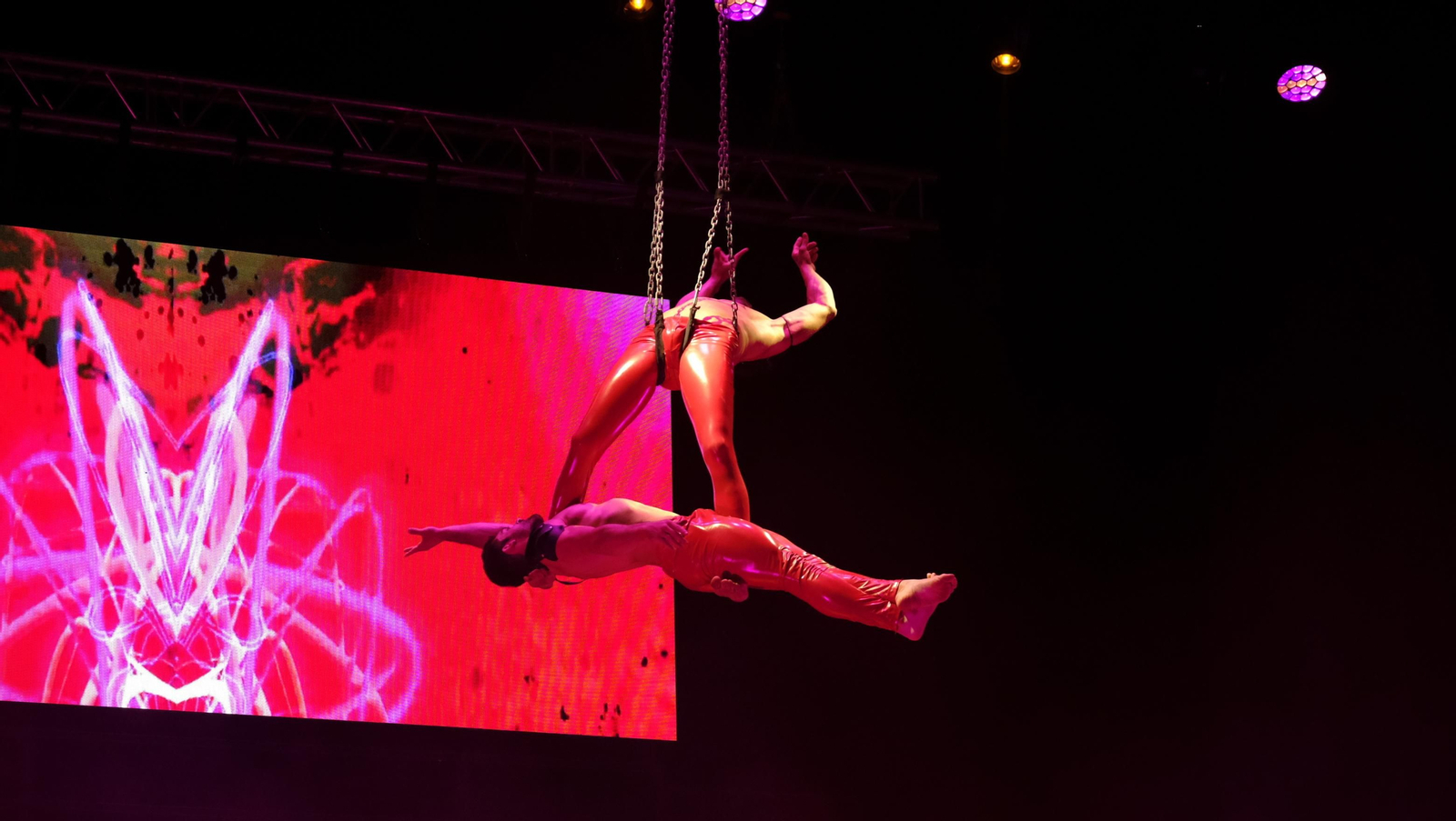 Imágenes del espectáculo 'The Talent' en la Gala XV Aniversario Diario de Almería