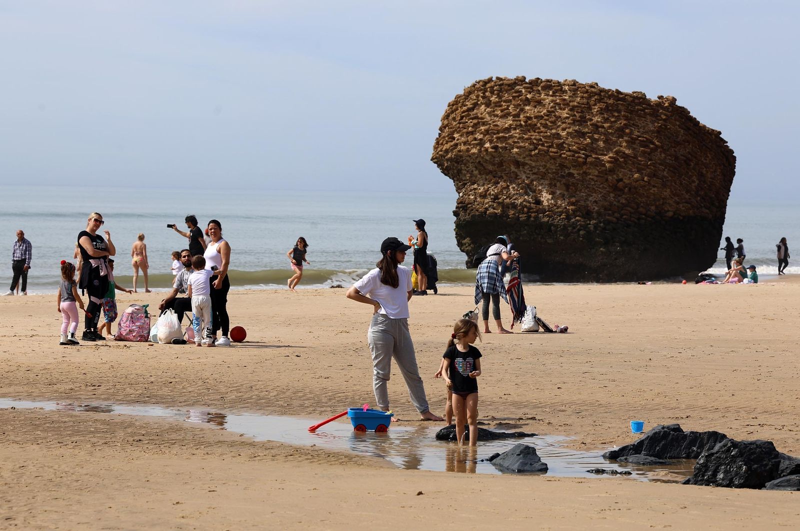 Imágenes del ambiente en el sábado 16 de marzo en Huelva