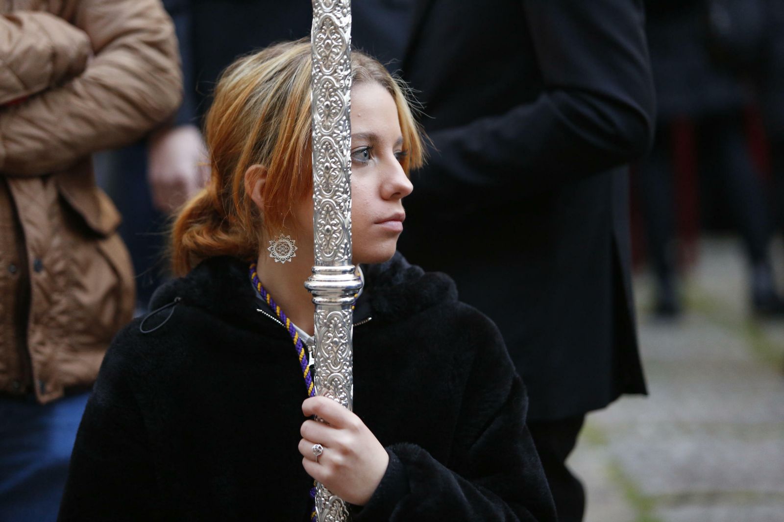 El vía crucis oficial de las cofradías de Granada, en imágenes