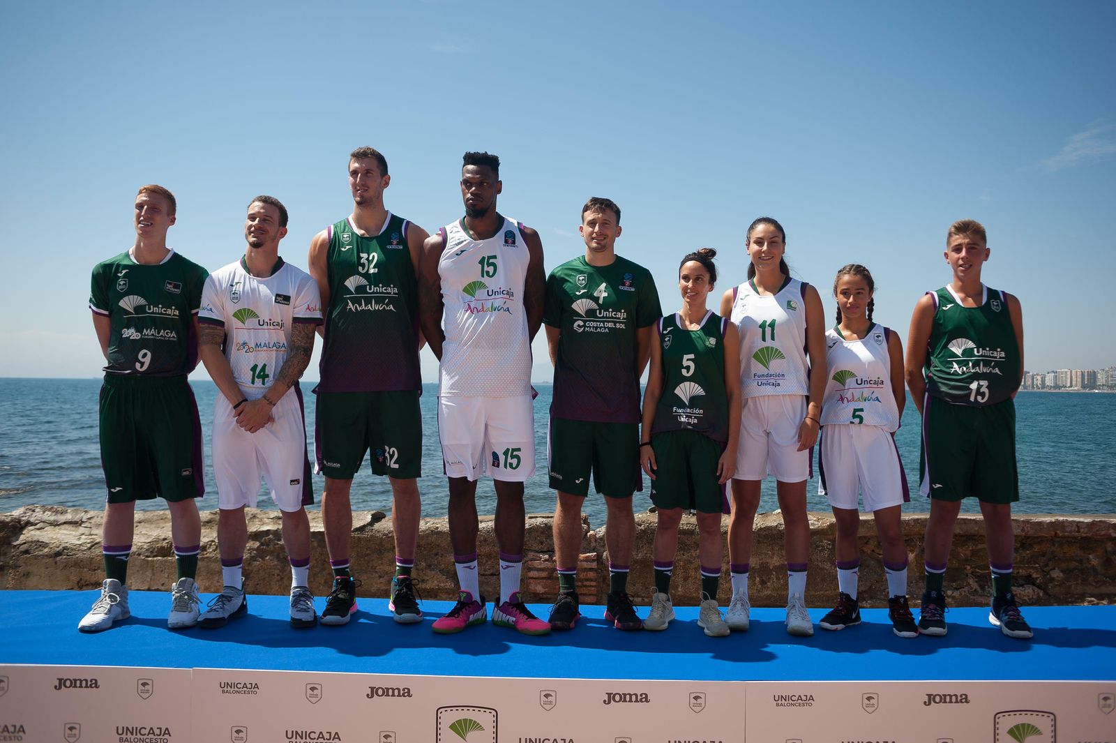 Las camisetas del Unicaja nuevas, en fotos